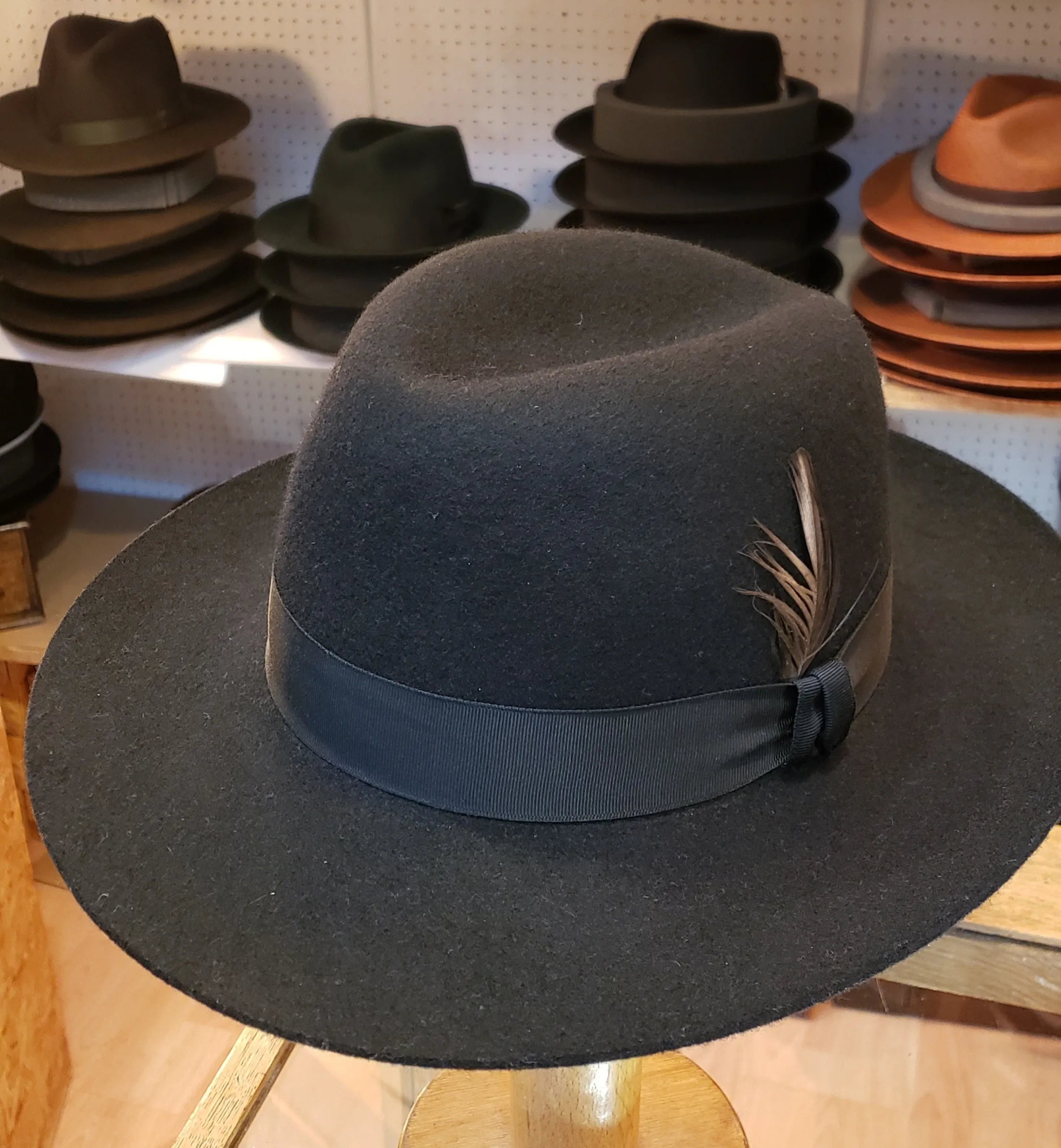 Christys' Grosvenor Wool Felt Fedora - BLACK