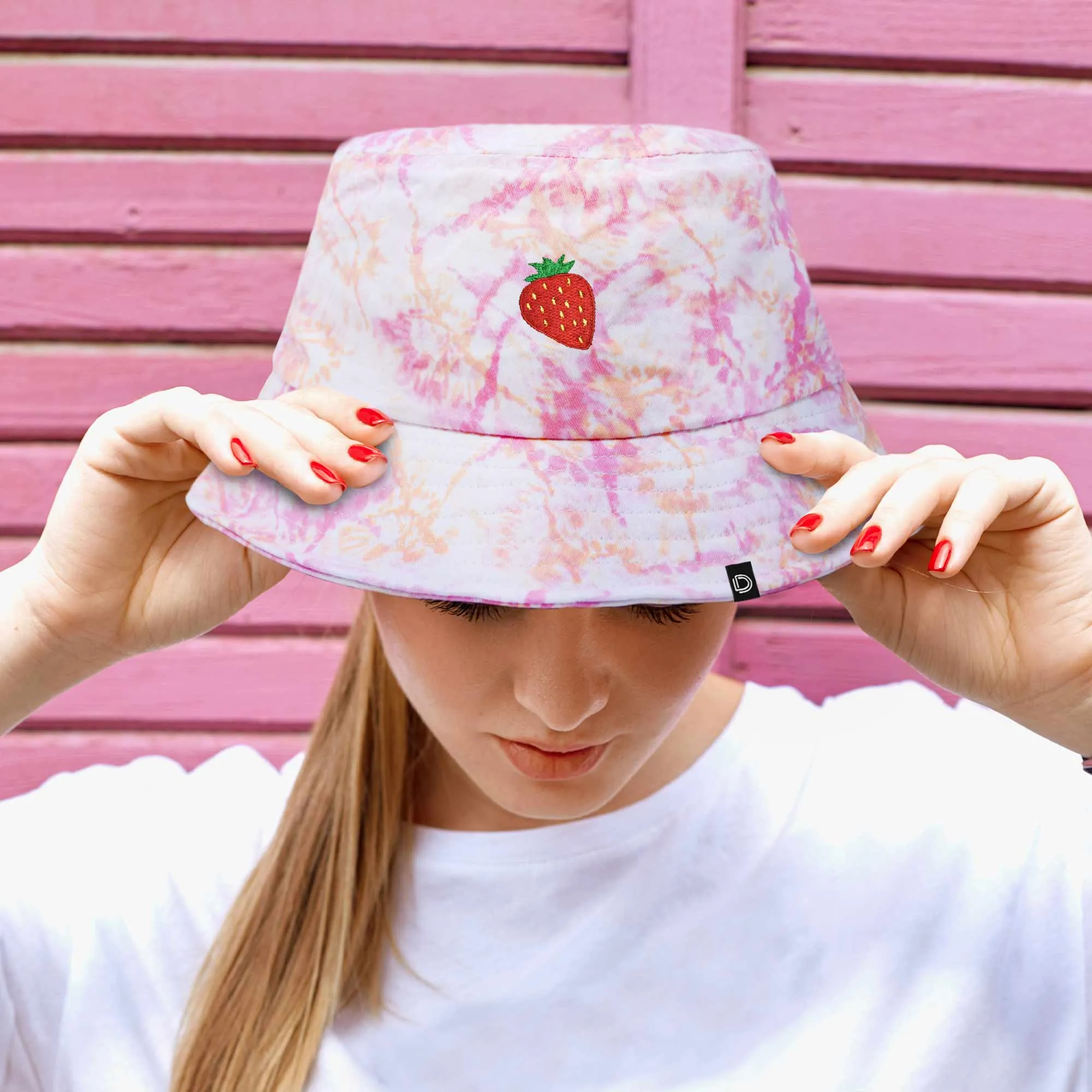 Dalix Strawberry Tie Dye Bucket Hat