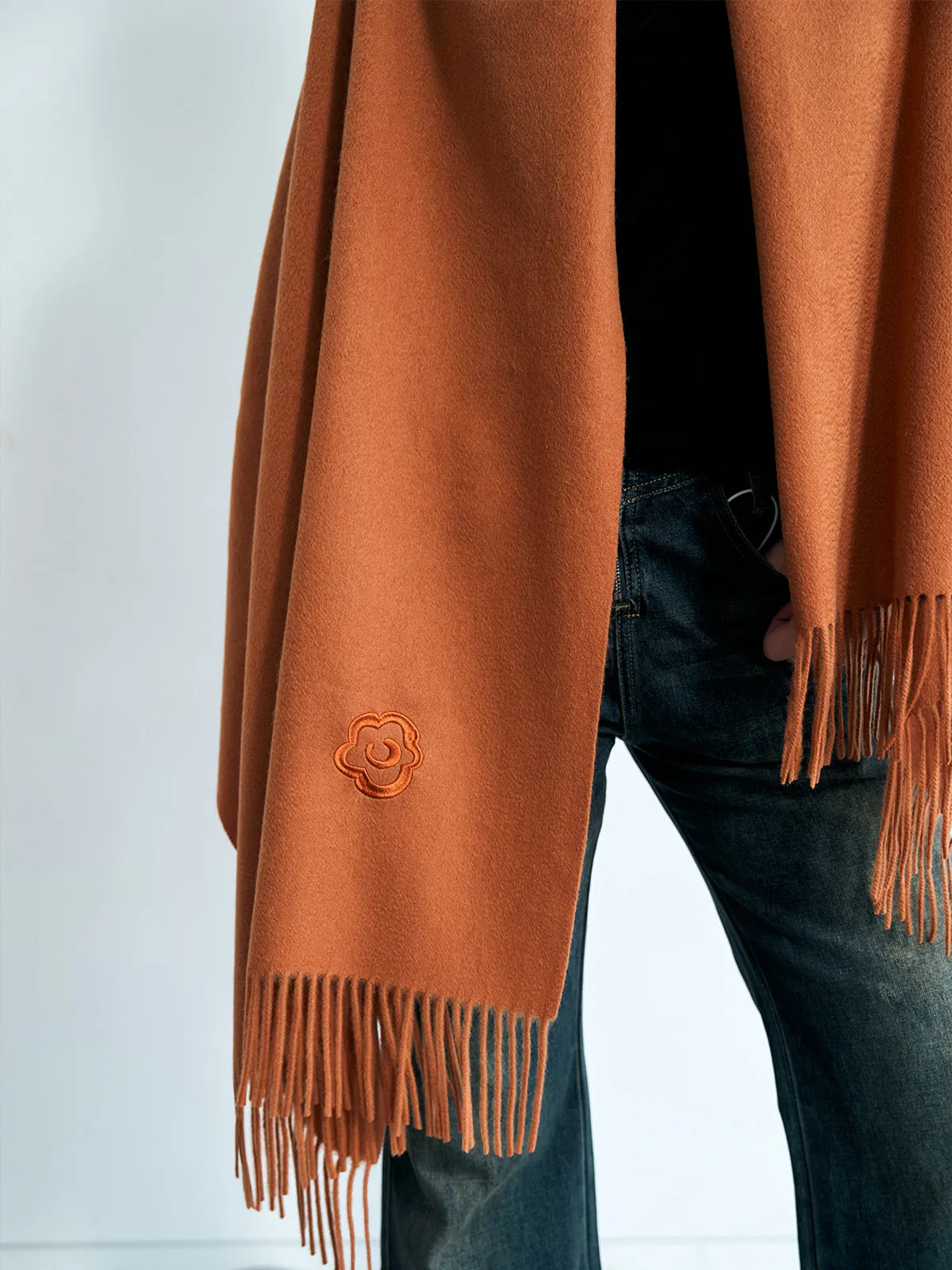 "The Big Shawl" Oversized Cashmere Wrap - Caramel